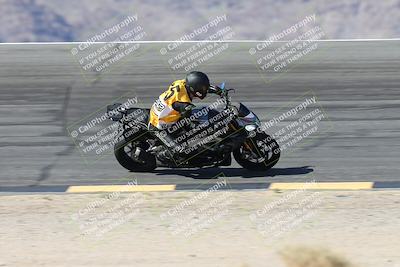 media/May-10-2025-Race Pace (Sat) [[db32fef2da]]/Vested/3-Bowl Set 1 (9am)/